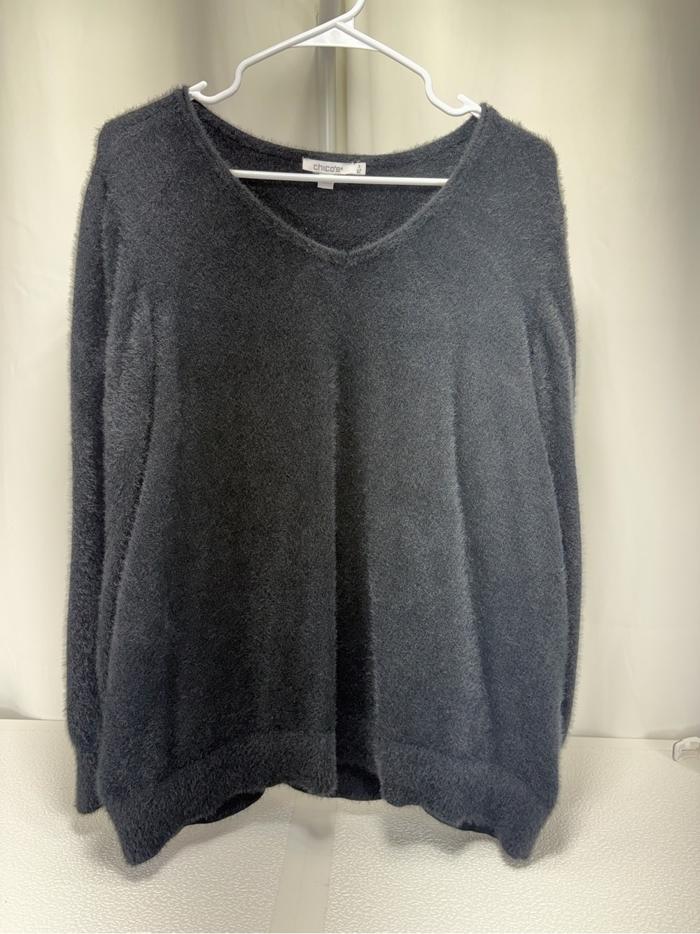 Chico's Charcoal V-Neck Fuzzy Sweater 4619